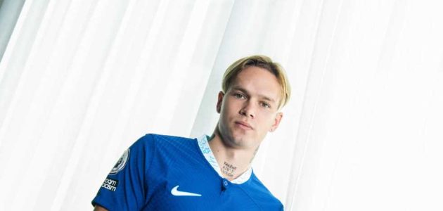 مورينيو ينتقد مسؤولي تشيلسي على خلفية صفقة مودريك