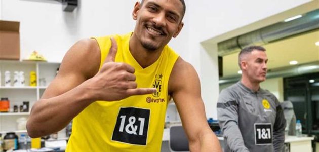 “اللعنة على السرطان”.. حذاء مخصص لعودة هالير للمشاركة مع دورتموند