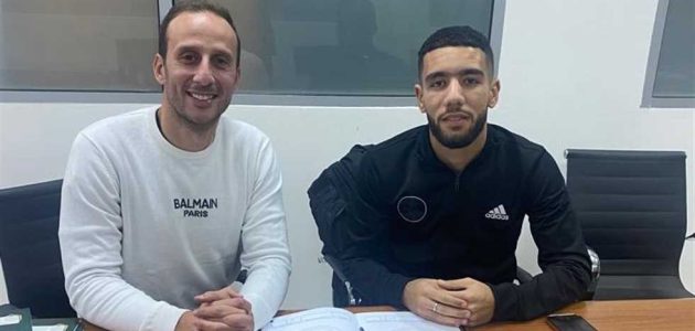 الأهلي يعلن ضم قندوسي من وفاق سطيف