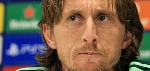 مؤتمر مودريتش – حديث غامض عن التجديد.. وهل طالبه ريال مدريد بالاعتزال الدولي